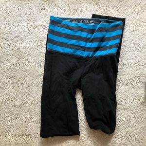 VS PINK striped top roll down yoga pants